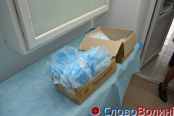 Спеціальна одноразова білизна для операційного блоку та пологового